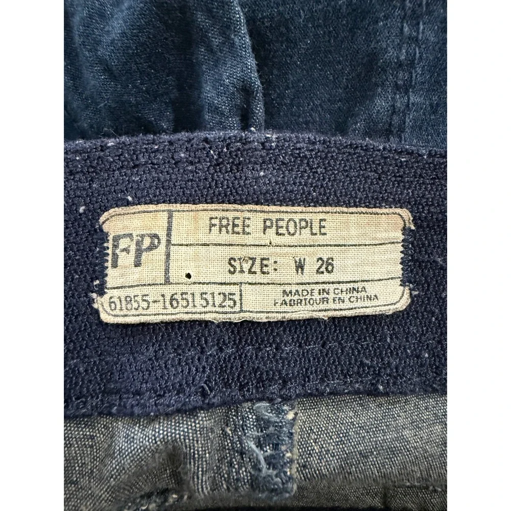 Free People Pull On Flare Jeans Dark Wash Blue Elastic‎ Waist Womens Size 26